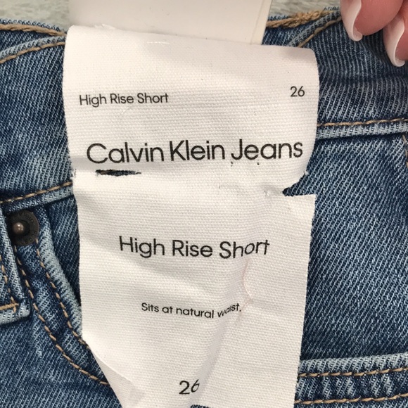 Calvin Klein Jeans Women's Cut Off High Rise Shorts Size 26 New - Picture 3 of 10